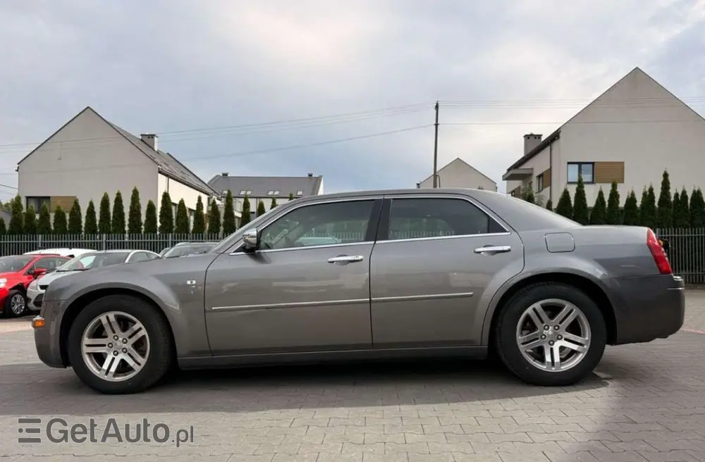 CHRYSLER 300C 