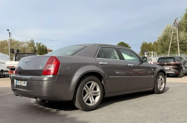 CHRYSLER 300C 