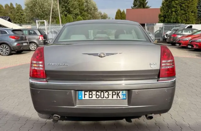 CHRYSLER 300C 