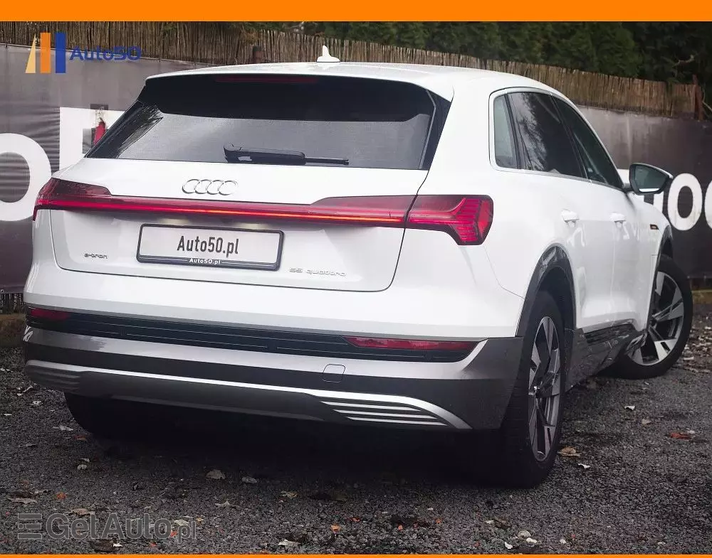 AUDI E-tron 55 Quattro