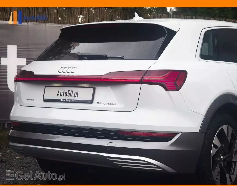AUDI E-tron 55 Quattro