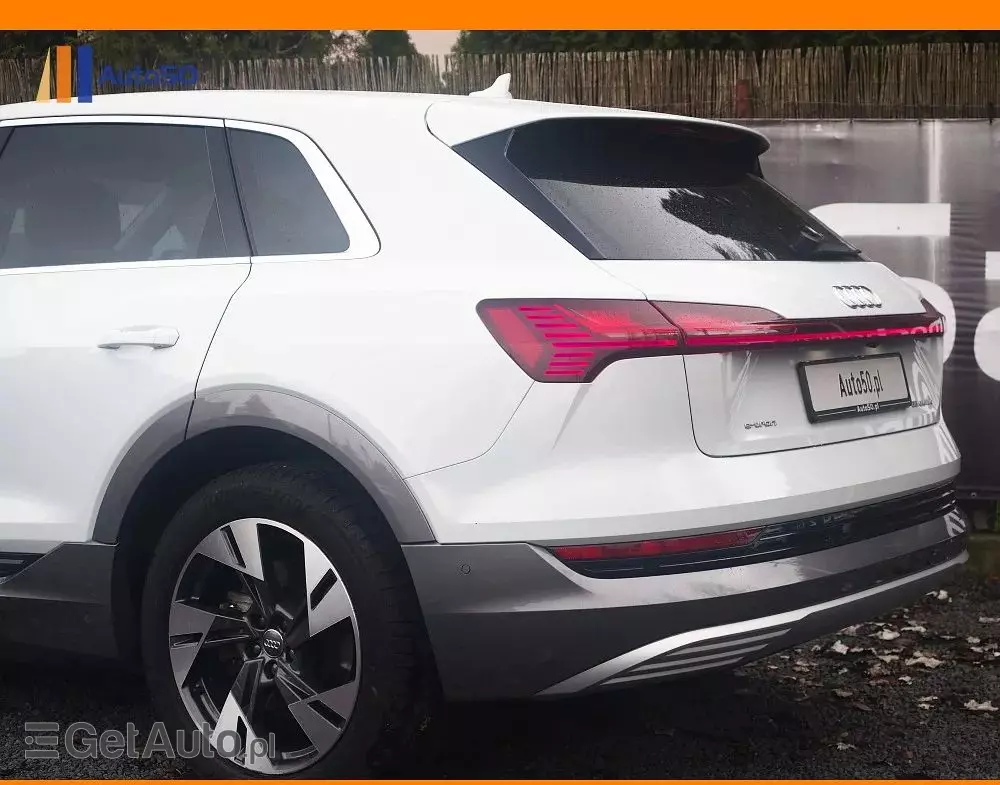 AUDI E-tron 55 Quattro