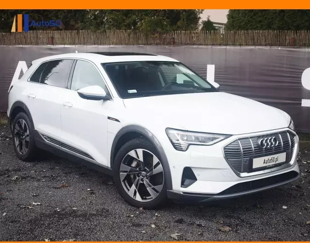 AUDI E-tron 55 Quattro