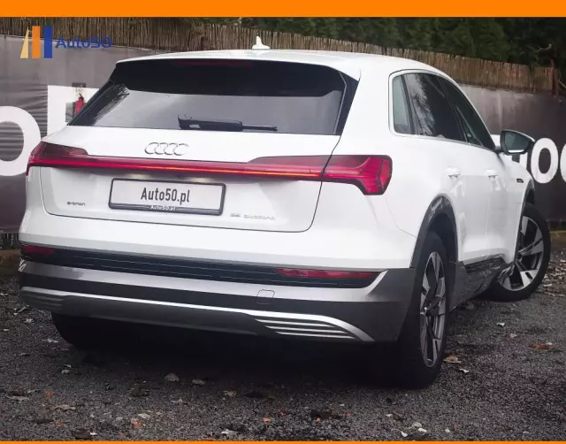 AUDI E-tron 55 Quattro