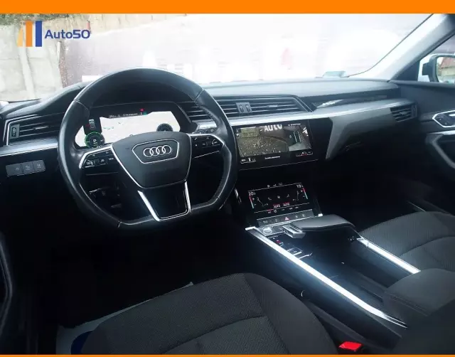 AUDI E-tron 55 Quattro