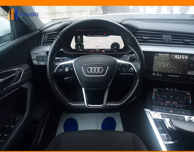 AUDI E-tron 55 Quattro