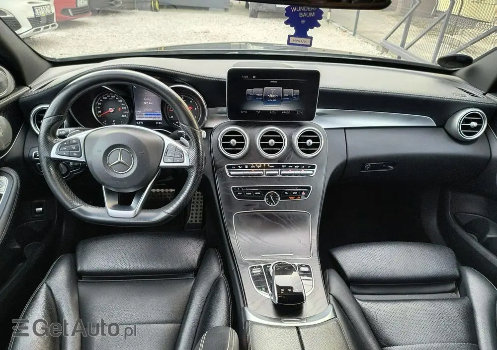 MERCEDES-BENZ Klasa C 250 (BlueTEC) d 7G-TRONIC AMG Line