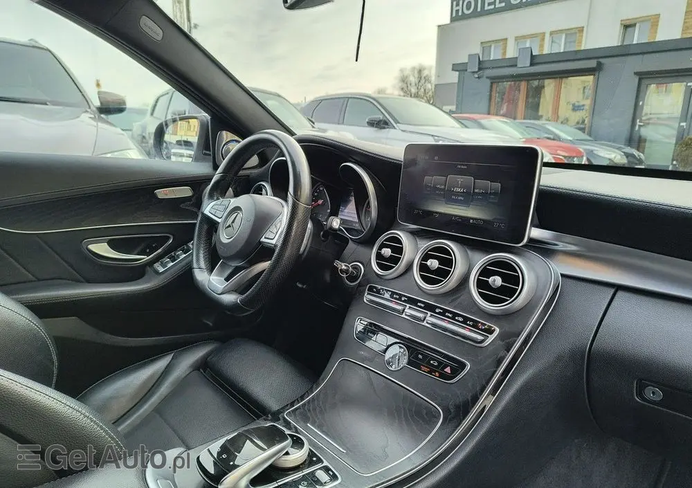 MERCEDES-BENZ Klasa C 250 (BlueTEC) d 7G-TRONIC AMG Line