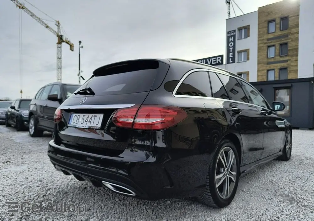 MERCEDES-BENZ Klasa C 250 (BlueTEC) d 7G-TRONIC AMG Line