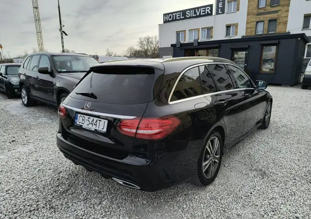MERCEDES-BENZ Klasa C 250 (BlueTEC) d 7G-TRONIC AMG Line