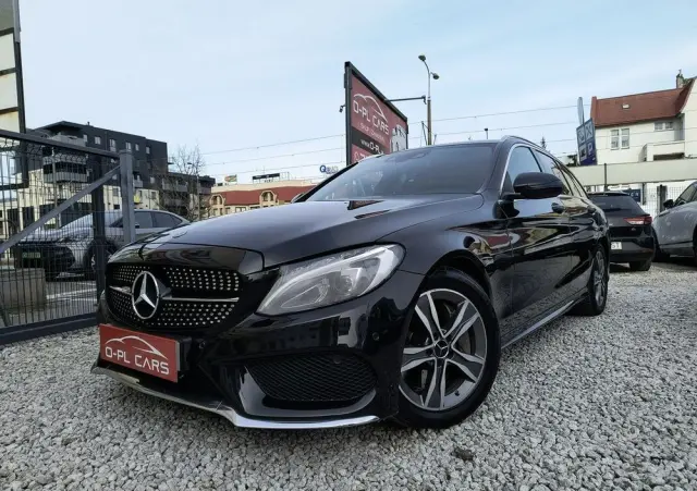 MERCEDES-BENZ Klasa C 250 (BlueTEC) d 7G-TRONIC AMG Line