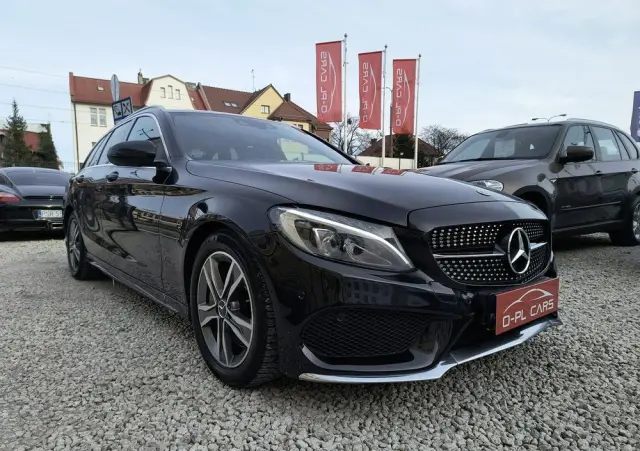 MERCEDES-BENZ Klasa C 250 (BlueTEC) d 7G-TRONIC AMG Line