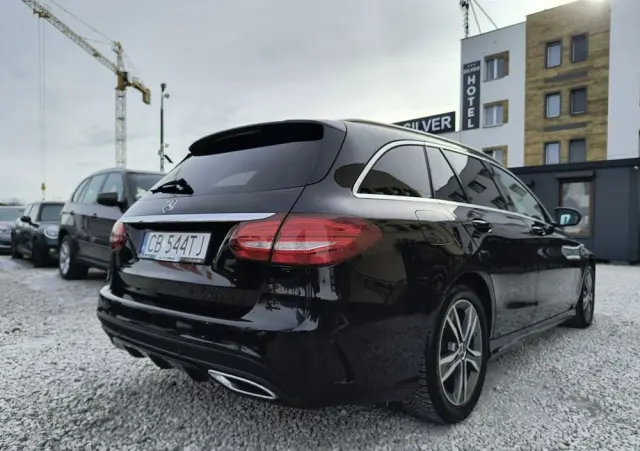 MERCEDES-BENZ Klasa C 250 (BlueTEC) d 7G-TRONIC AMG Line