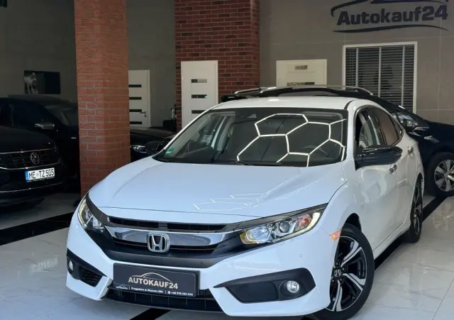 HONDA Civic 1.5 i-VTEC Turbo CVT Prestige
