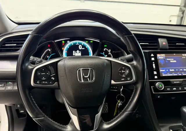 HONDA Civic 1.5 i-VTEC Turbo CVT Prestige