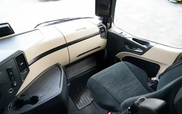 MERCEDES-BENZ ACTROS 1845 / BIG SPACE / 2020 / PO KONTRAKCIE SERWISOWYM 