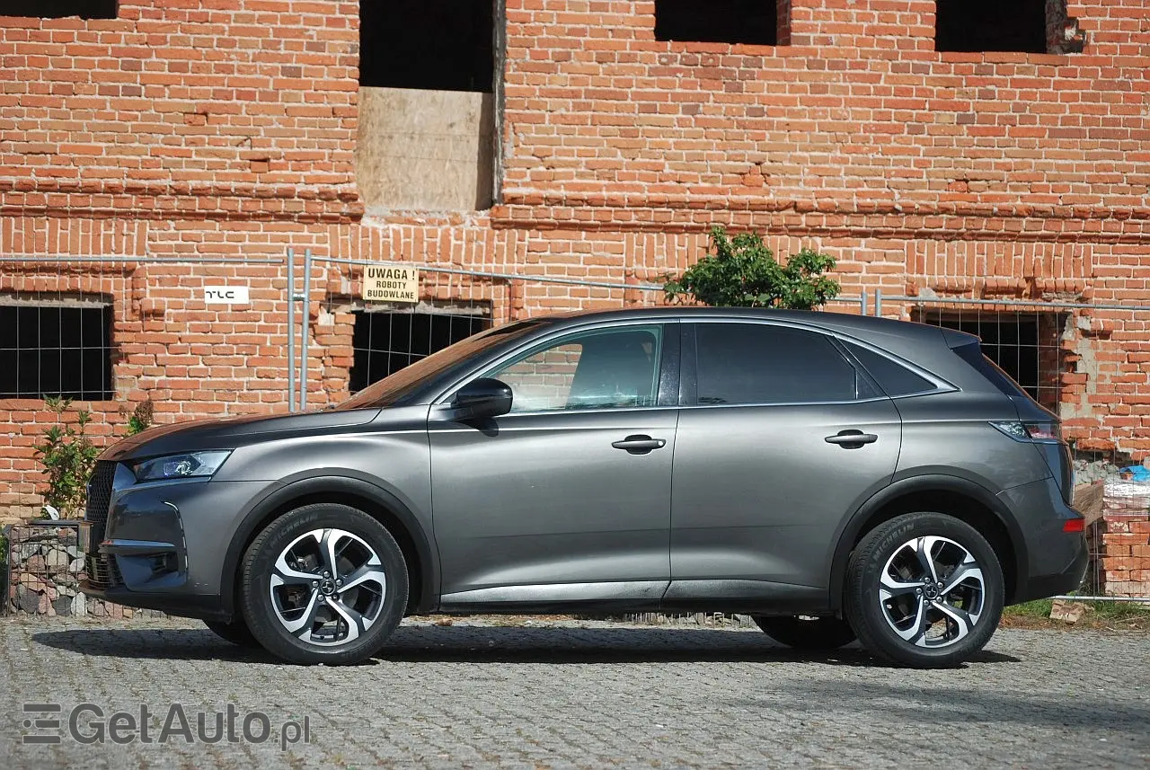 DS. AUTOMOBILES DS7 Crossback Grand Chic EAT