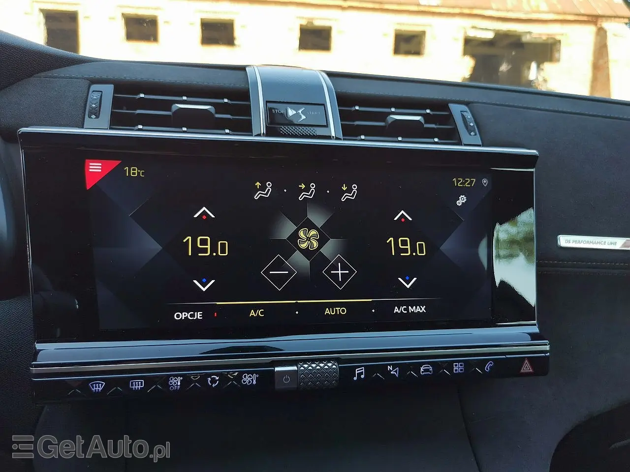 DS. AUTOMOBILES DS7 Crossback Grand Chic EAT