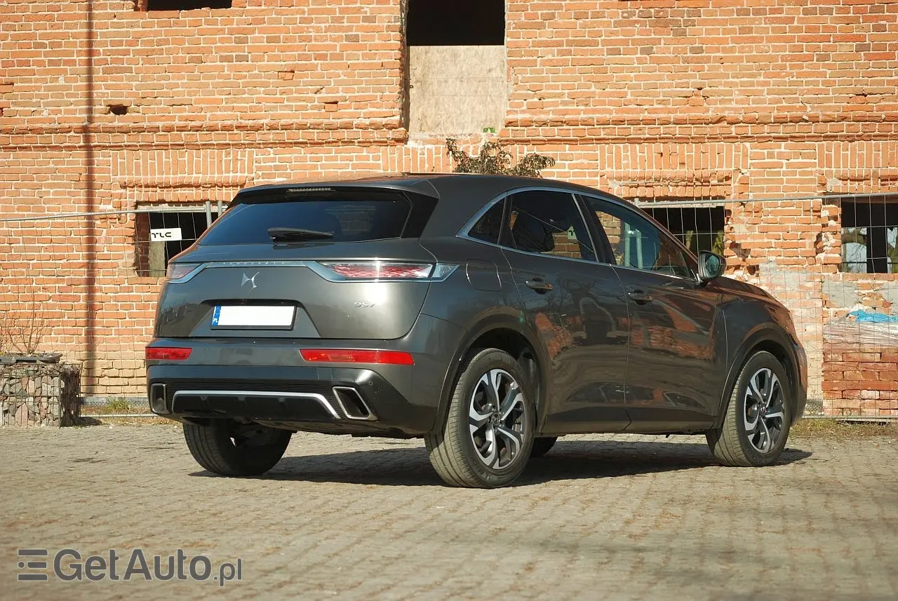 DS. AUTOMOBILES DS7 Crossback Grand Chic EAT