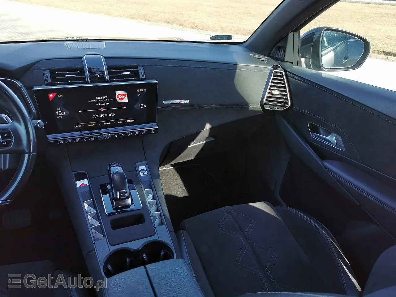 DS. AUTOMOBILES DS7 Crossback Grand Chic EAT