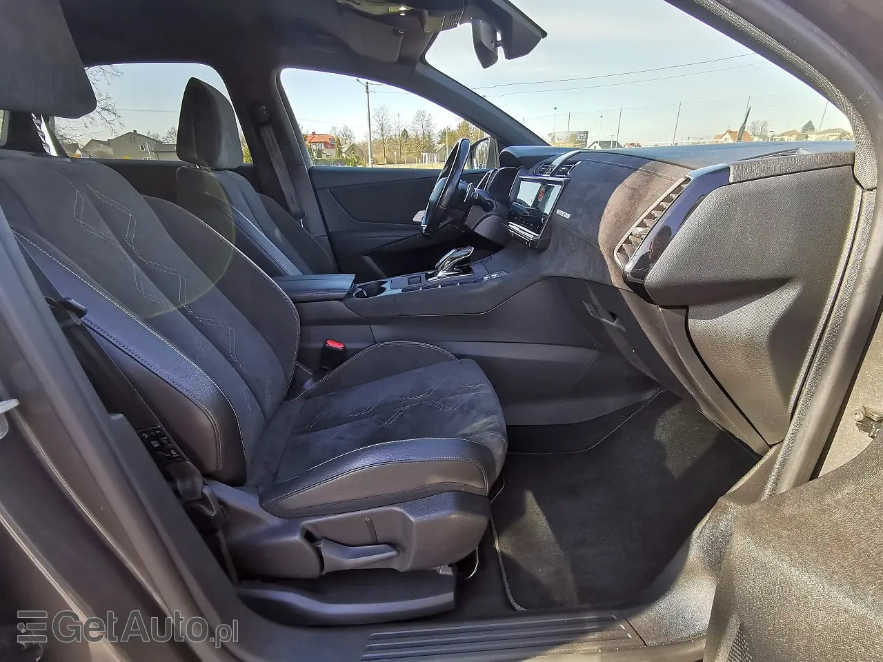 DS. AUTOMOBILES DS7 Crossback Grand Chic EAT