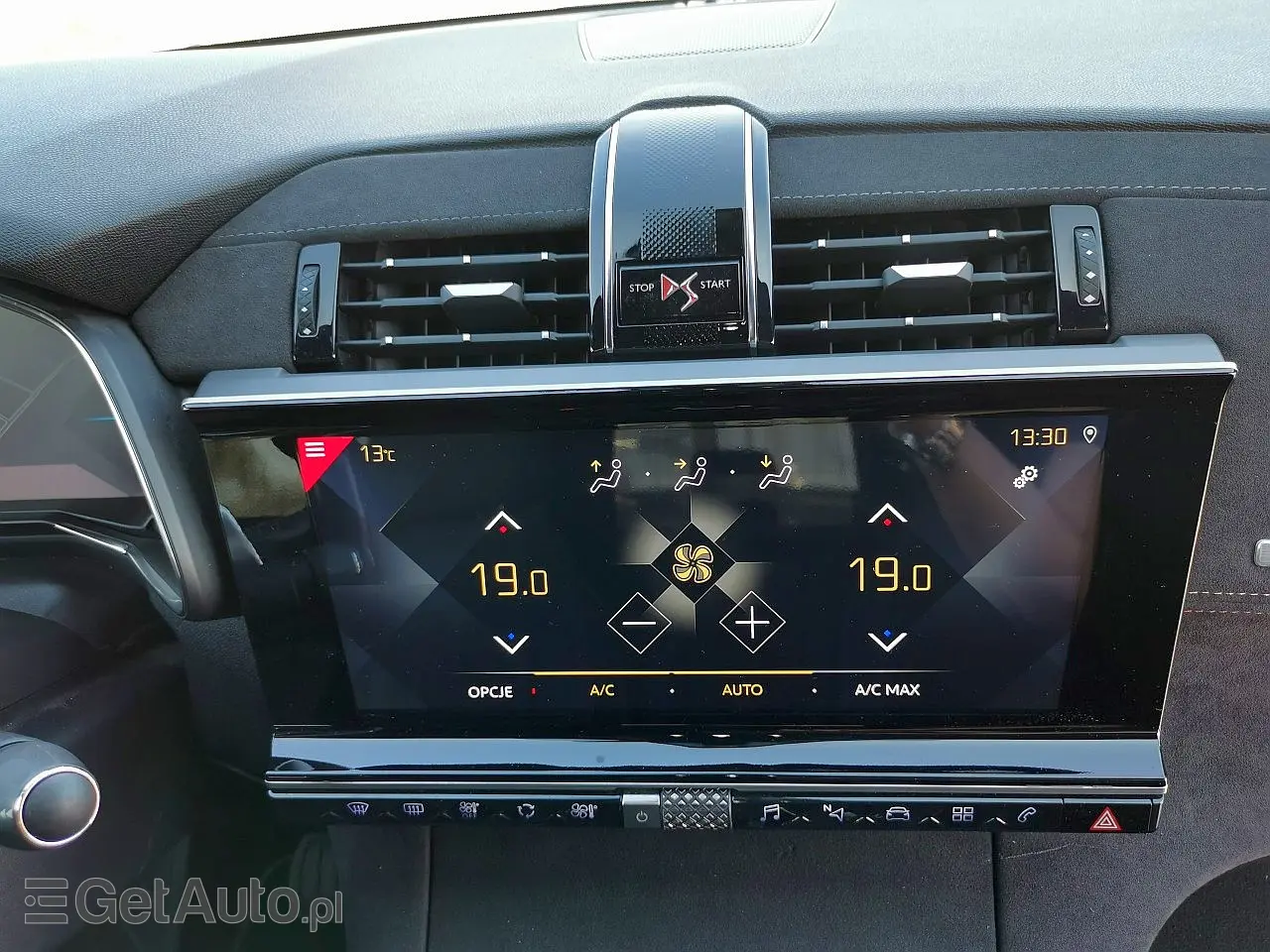 DS. AUTOMOBILES DS7 Crossback Grand Chic EAT