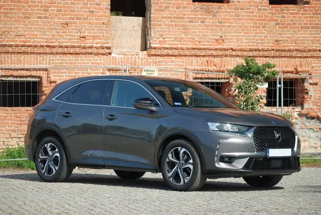 DS. AUTOMOBILES DS7 Crossback Grand Chic EAT