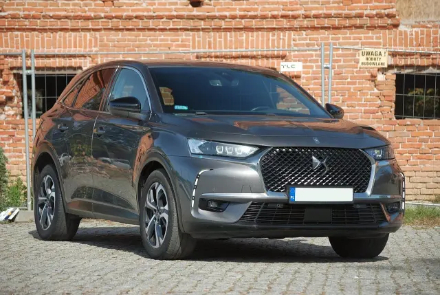 DS. AUTOMOBILES DS7 Crossback Grand Chic EAT