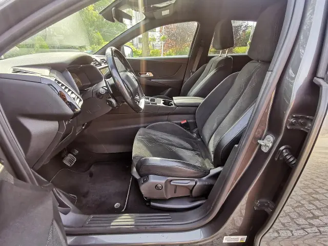 DS. AUTOMOBILES DS7 Crossback Grand Chic EAT