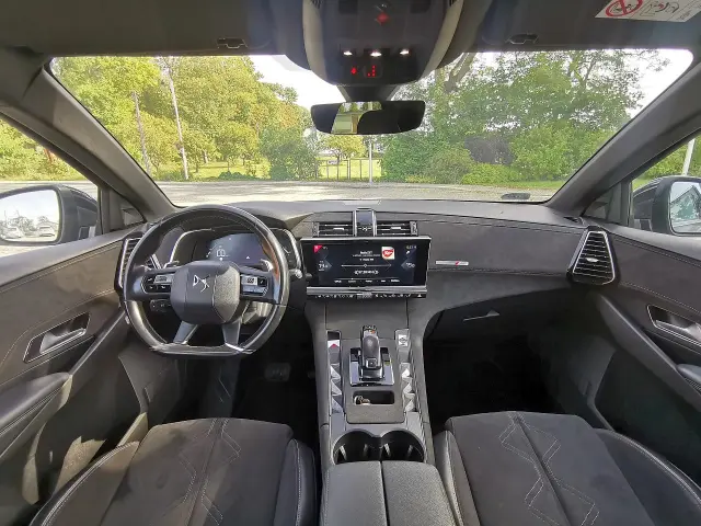 DS. AUTOMOBILES DS7 Crossback Grand Chic EAT