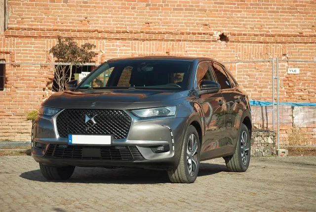 DS. AUTOMOBILES DS7 Crossback Grand Chic EAT