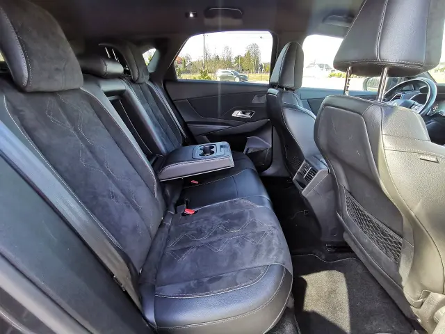 DS. AUTOMOBILES DS7 Crossback Grand Chic EAT