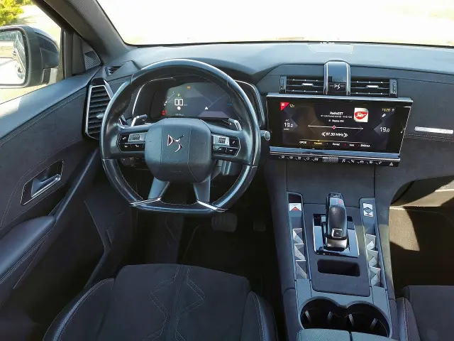 DS. AUTOMOBILES DS7 Crossback Grand Chic EAT