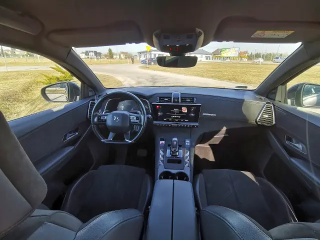 DS. AUTOMOBILES DS7 Crossback Grand Chic EAT