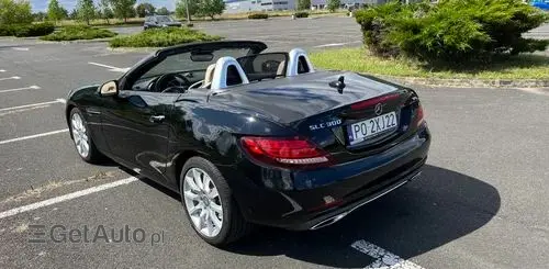 MERCEDES-BENZ SLC 