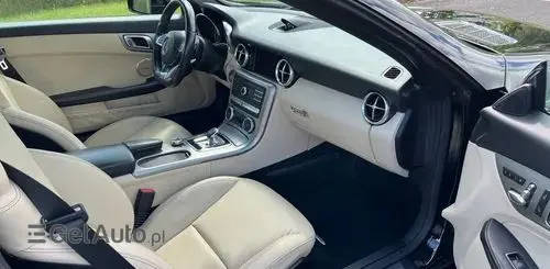 MERCEDES-BENZ SLC 
