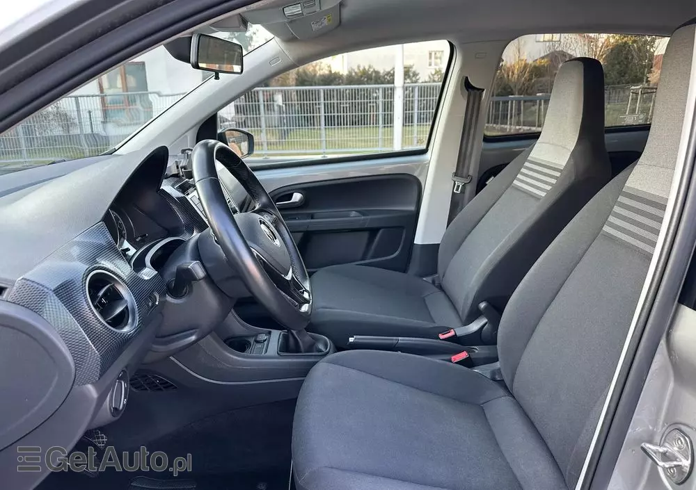 VOLKSWAGEN Up! 1.0 Black Style