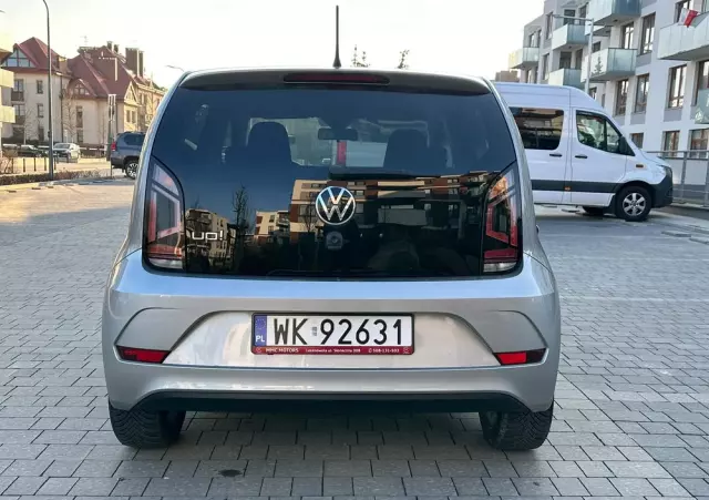 VOLKSWAGEN Up! 1.0 Black Style