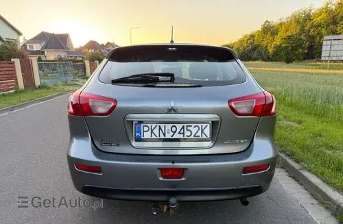 MITSUBISHI Lancer 