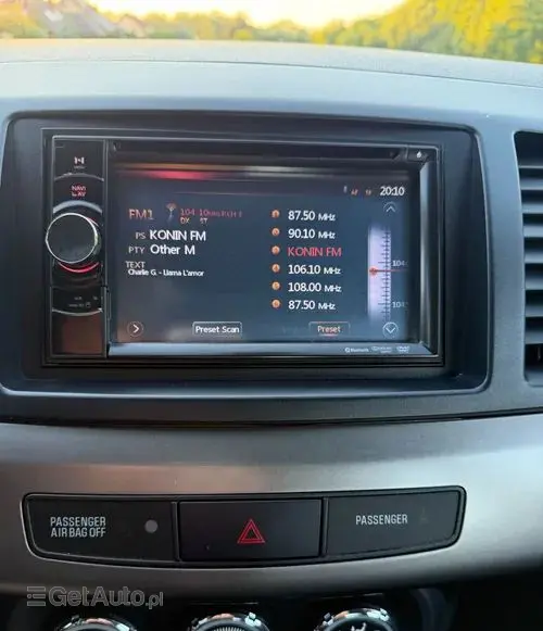 MITSUBISHI Lancer 