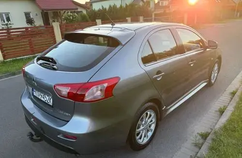 MITSUBISHI Lancer 