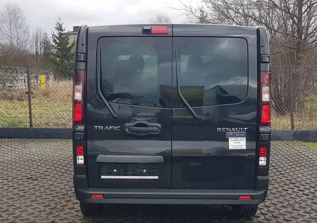 RENAULT Trafic 