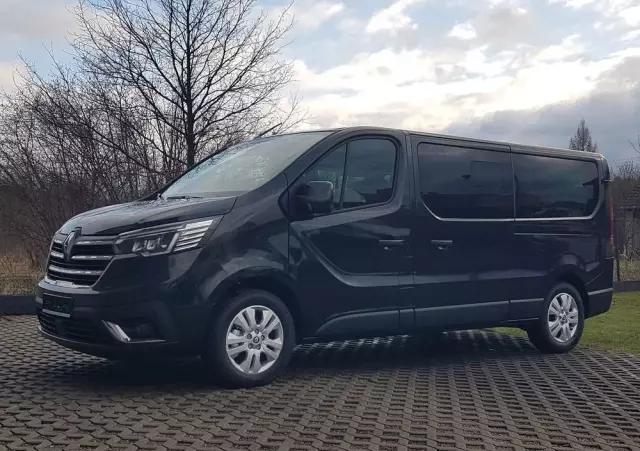 RENAULT Trafic 