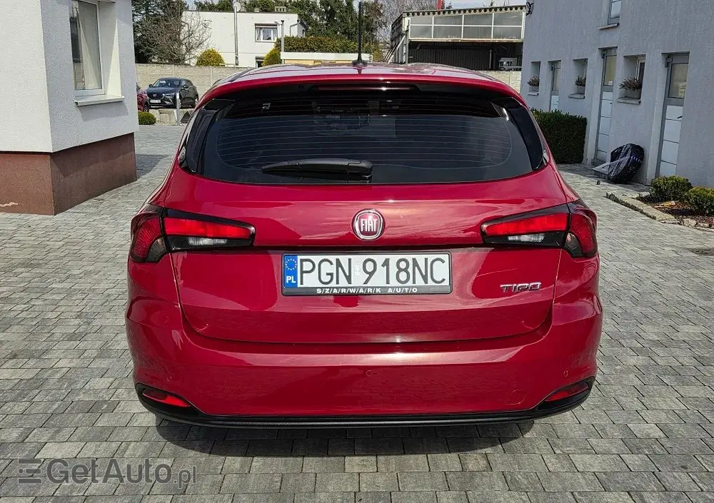 FIAT Tipo 1.4 16v Lounge EU6d