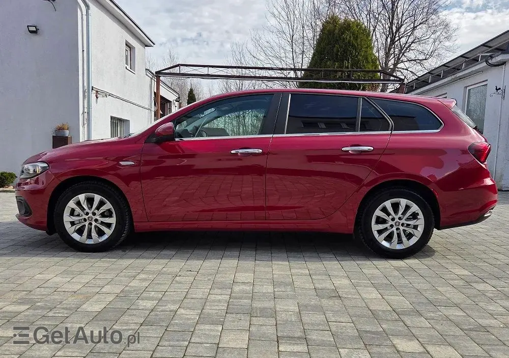 FIAT Tipo 1.4 16v Lounge EU6d