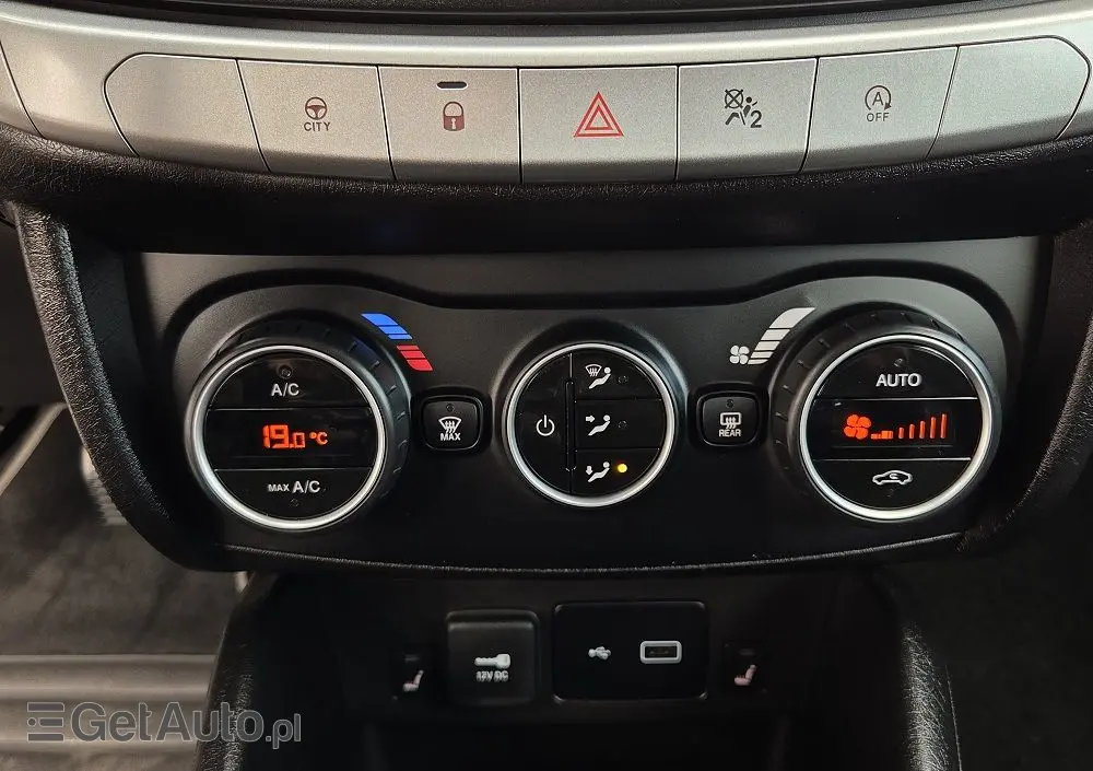 FIAT Tipo 1.4 16v Lounge EU6d