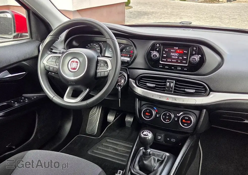 FIAT Tipo 1.4 16v Lounge EU6d
