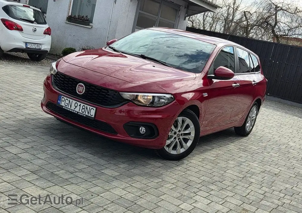 FIAT Tipo 1.4 16v Lounge EU6d