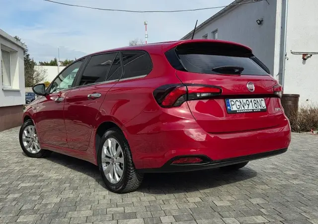 FIAT Tipo 1.4 16v Lounge EU6d