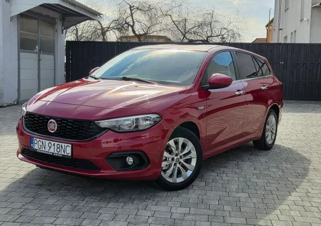 FIAT Tipo 1.4 16v Lounge EU6d